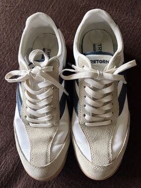 Tretorn Kristine Cream, White & Navy Low-Top Sneakers sz 7